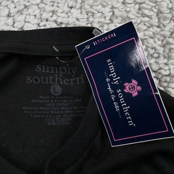 Simply Southern Is This Jolly Enough Christmas Holiday Dog T-Shirt Large NEW - Picture 4 of 10